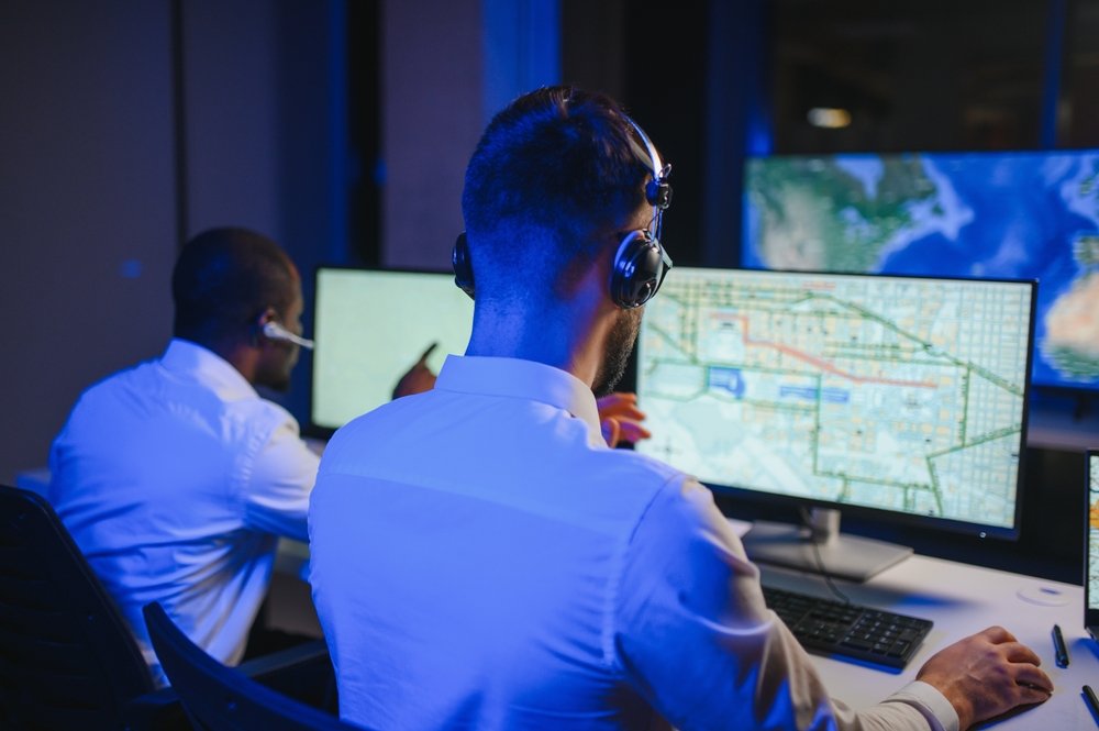 dispatching,support,centers,for,freight,transportation.,logistics,and,navigation,of